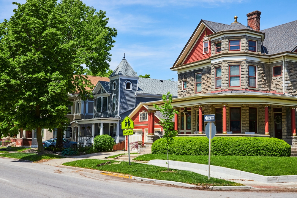 Historic,Suburban,Homes,With,Victorian,Elegance,In,Fort,Wayne